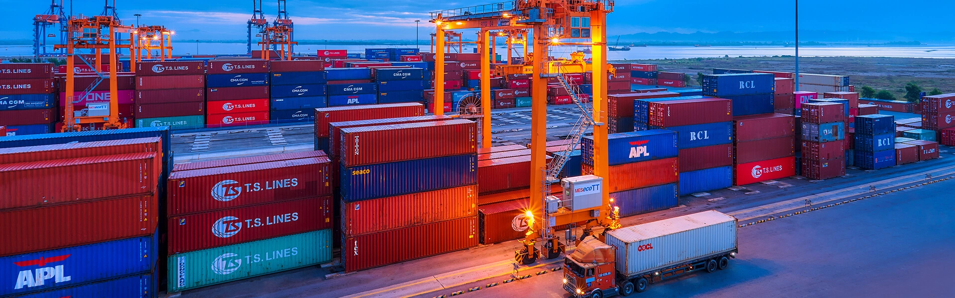 Service Banner- Port Logistics- Depot