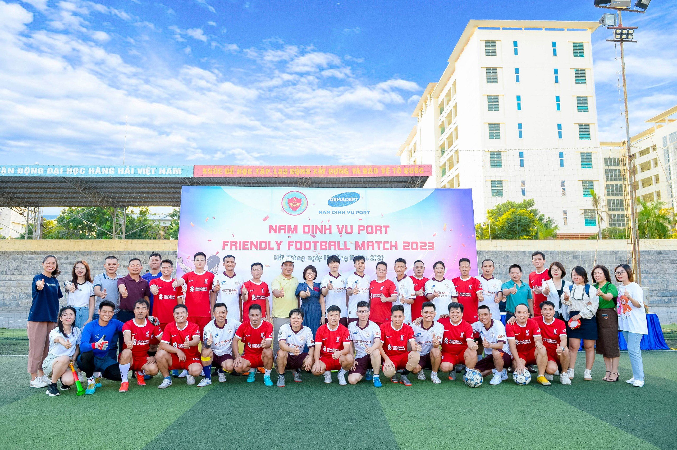 Cảng Nam Đình Vũ tổ chức giải bóng đá giao hữu cùng Liên minh Hãng tàu và Chi cục Hải quan cửa khẩu cảng Hải Phòng Khu vực 2